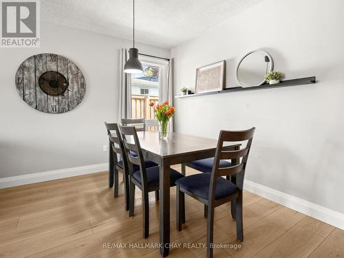 225 Eric Street, Clearview, ON - Indoor Photo Showing Dining Room