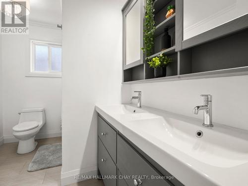 225 Eric Street, Clearview, ON - Indoor Photo Showing Bathroom