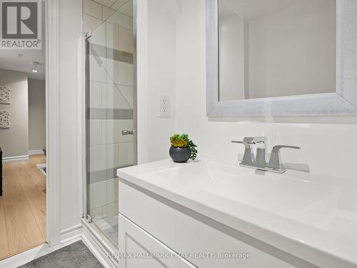 225 Eric Street, Clearview, ON - Indoor Photo Showing Bathroom