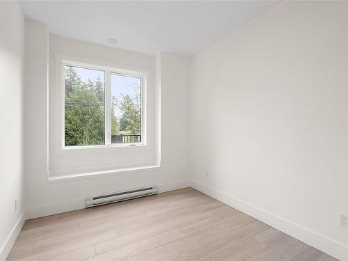 146 Atkins Rd, View Royal, BC - Indoor Photo Showing Other Room
