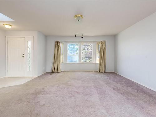 2112 9Th St East, Courtenay, BC - Indoor Photo Showing Other Room