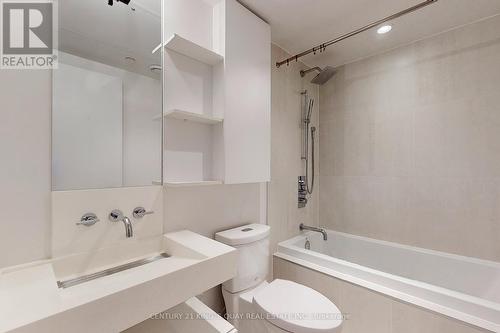 1603 - 5 St. Joseph Street, Toronto, ON - Indoor Photo Showing Bathroom