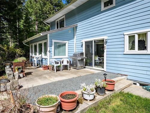 923 Sand Pines Dr, Comox, BC - Outdoor With Deck Patio Veranda With Exterior