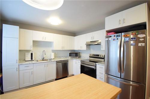 145 Rice Avenue|Unit #17, Hamilton, ON - Indoor Photo Showing Kitchen With Stainless Steel Kitchen