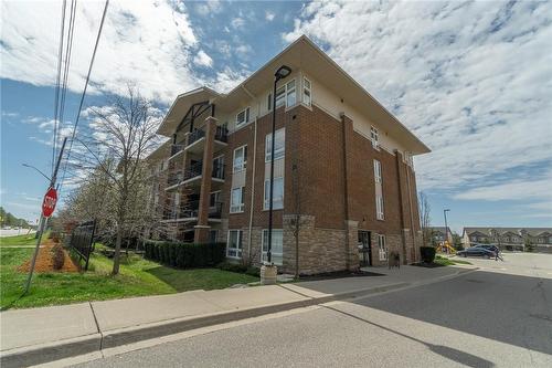 East facing balcony - 45 Kingsbury Square|Unit #402, Guelph, ON - Outdoor
