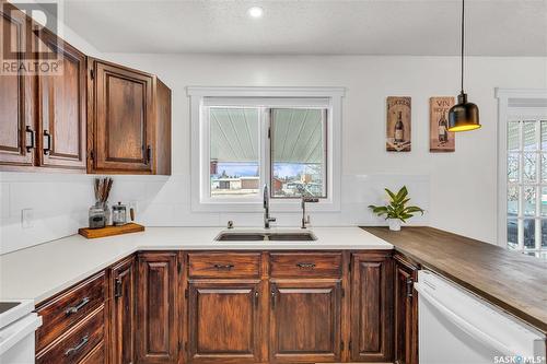 203 2Nd Street E, Wilkie, SK - Indoor Photo Showing Kitchen With Double Sink