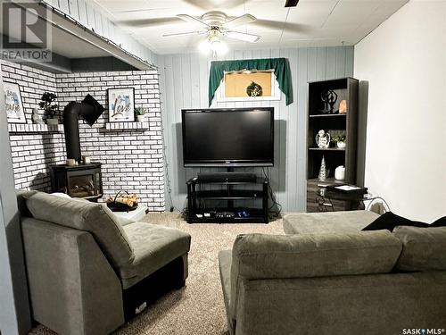 11226 Gardiner Drive, North Battleford, SK - Indoor Photo Showing Living Room