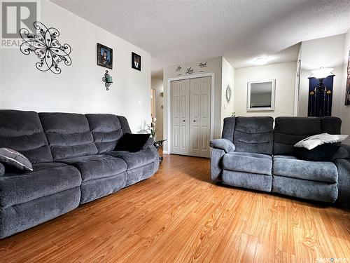 11226 Gardiner Drive, North Battleford, SK - Indoor Photo Showing Living Room