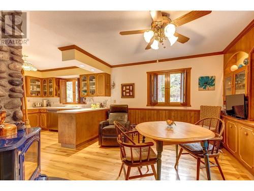 16550 Barkley Road, Lake Country, BC - Indoor Photo Showing Dining Room