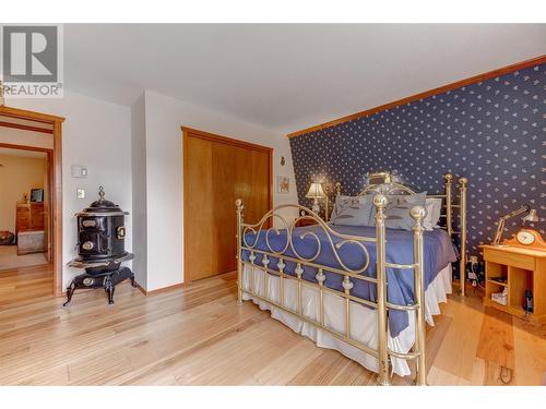 16550 Barkley Road, Lake Country, BC - Indoor Photo Showing Bedroom