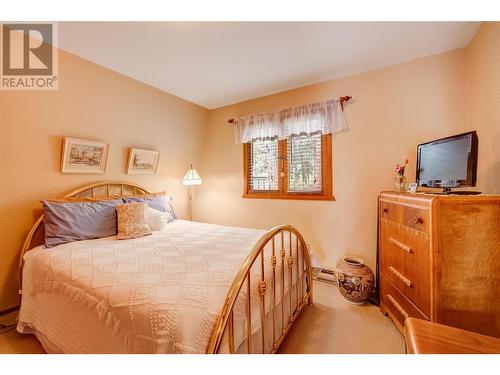 16550 Barkley Road, Lake Country, BC - Indoor Photo Showing Bedroom