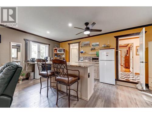 16550 Barkley Road, Lake Country, BC - Indoor Photo Showing Kitchen