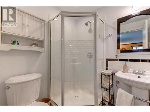 16550 Barkley Road, Lake Country, BC - Indoor Photo Showing Bathroom