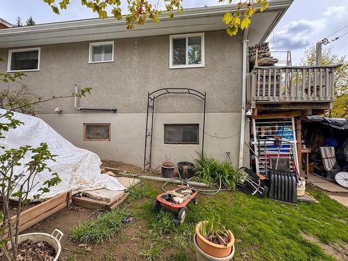 909 Innes Street, Nelson, BC - Outdoor