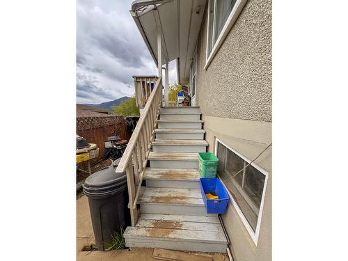 909 Innes Street, Nelson, BC - Outdoor