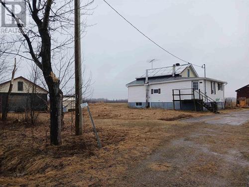 1222 Onagon Rd, Iroquois Falls, ON - Outdoor