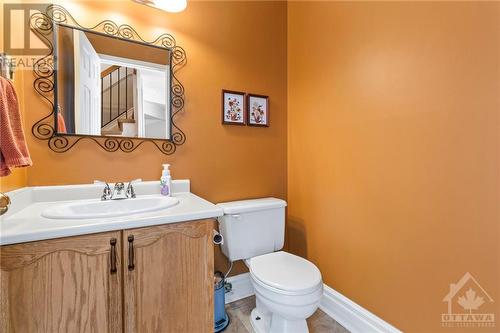 1665 Tache Way, Ottawa, ON - Indoor Photo Showing Bathroom