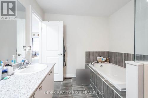 59 Sparkle Drive, Thorold, ON - Indoor Photo Showing Bathroom