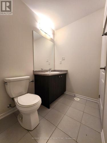6 Baskett Street, Brantford, ON - Indoor Photo Showing Bathroom
