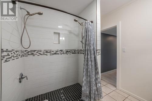 12594 Sunset Place, Summerland, BC - Indoor Photo Showing Bathroom