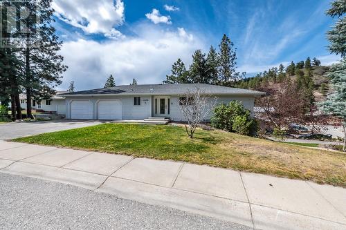 12594 Sunset Place, Summerland, BC - Outdoor