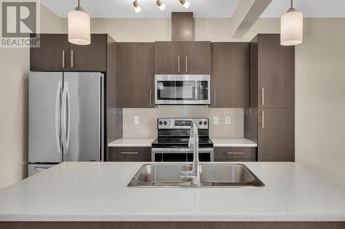 4600 Okanagan Avenue Unit# 7, Vernon, BC - Indoor Photo Showing Kitchen With Double Sink With Upgraded Kitchen