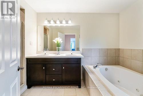 1361 Goldthorpe Road, Mississauga, ON - Indoor Photo Showing Bathroom