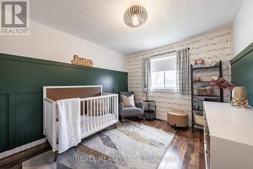 26 Dawson Crescent, Milton, ON - Indoor Photo Showing Bedroom
