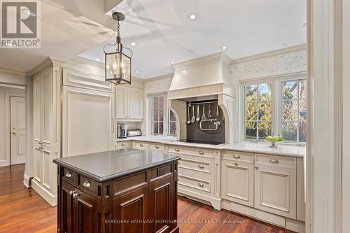 70 King Georges Road, Toronto, ON - Indoor Photo Showing Kitchen