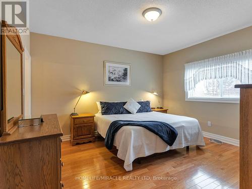 73 Baybrook Road, Brampton, ON - Indoor Photo Showing Bedroom