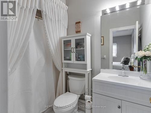 73 Baybrook Road, Brampton, ON - Indoor Photo Showing Bathroom