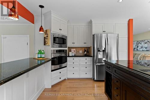 273 Riverview Boulevard, St. Catharines, ON - Indoor Photo Showing Kitchen With Upgraded Kitchen