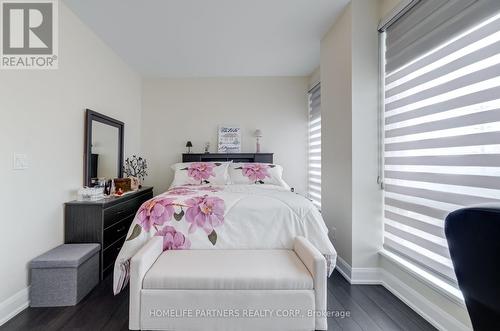 512 - 2910 Highway 7 Road, Vaughan, ON - Indoor Photo Showing Bedroom