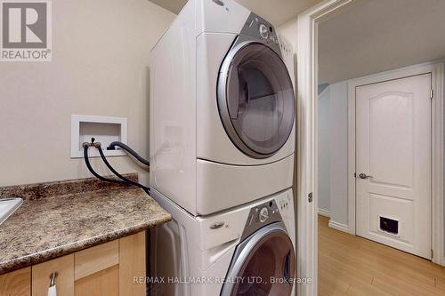 83 Gamble Glen(B) Crescent, Richmond Hill, ON - Indoor Photo Showing Laundry Room