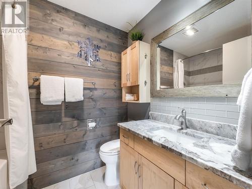 150 Silver Lode Lane Unit# 235/236, Silver Star, BC - Indoor Photo Showing Bathroom