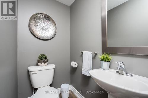 22 - 8307 Kipling Avenue, Vaughan, ON - Indoor Photo Showing Bathroom