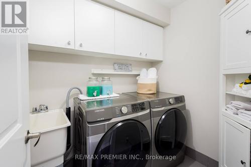 22 - 8307 Kipling Avenue, Vaughan, ON - Indoor Photo Showing Laundry Room