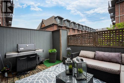 22 - 8307 Kipling Avenue, Vaughan, ON - Outdoor With Deck Patio Veranda With Exterior