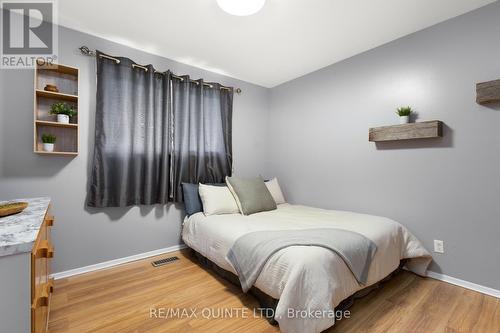 282 Lester Road, Quinte West, ON - Indoor Photo Showing Bedroom