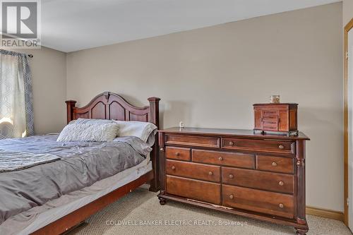 207 - 878 Armour Road, Peterborough, ON - Indoor Photo Showing Bedroom
