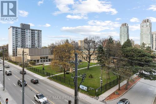 404 - 1486 Bathurst Street, Toronto, ON - Outdoor With View