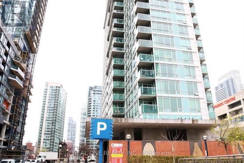 810 - 81 Navy Wharf Court, Toronto, ON - Outdoor With Facade