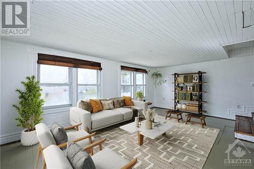Virtually Staged Sunroom - 300 Jack Street, Kemptville, ON - Indoor Photo Showing Living Room