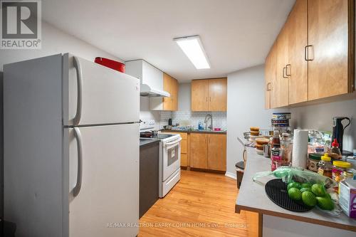 Lower F - 326 Connaught Avenue, Toronto, ON - Indoor Photo Showing Kitchen
