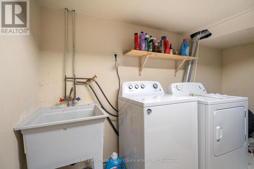 Lower F - 326 Connaught Avenue, Toronto, ON - Indoor Photo Showing Laundry Room