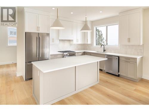 830 Westview Way Unit# 13, West Kelowna, BC - Indoor Photo Showing Kitchen With Stainless Steel Kitchen With Upgraded Kitchen