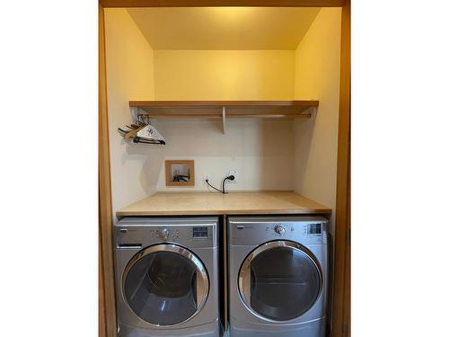 22 - 1106 Seventh Street, Nelson, BC - Indoor Photo Showing Laundry Room