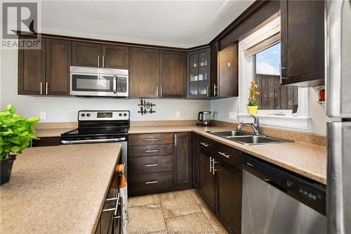 35-37 Des Frenes Crt, Dieppe, NB - Indoor Photo Showing Kitchen With Double Sink