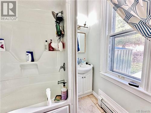 177-179 Tower Street, Saint John, NB - Indoor Photo Showing Bathroom
