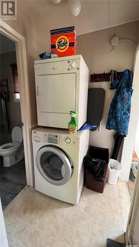 301 3Rd Street, Wakaw, SK - Indoor Photo Showing Laundry Room